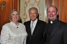 Mary Beth Farrell ’79, chair of the President’s Business Council (left) and University of Scranton President Rev. Scott R. Pilarz, S.J. (right ) and, present Joseph T. Sebastianelli, Esq., ’68, President and CEO of Jefferson Health System Inc.,  with the university’s President’s Medal at the President’s Business Council Annual Award Dinner held on Thursday, Oct. 7, at The Pierre in New York City.